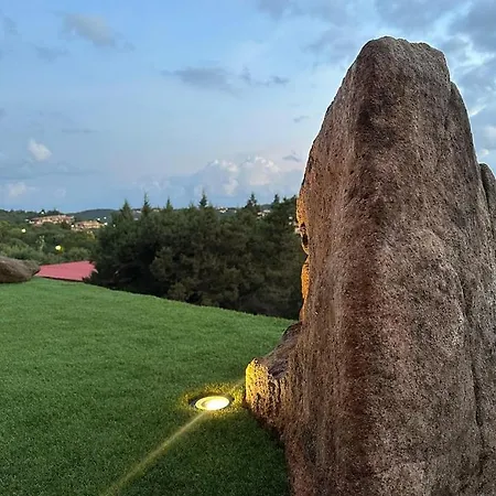 Con Terrazza E Natura A Due Passi Dal Mare